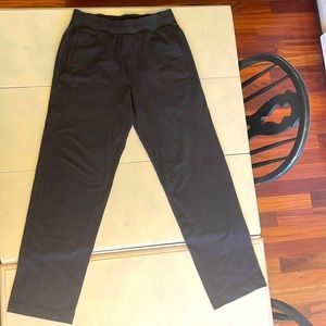 Lululemon Men’s Kung Fu 2.0 pants in black - going out sweat pants (size M)